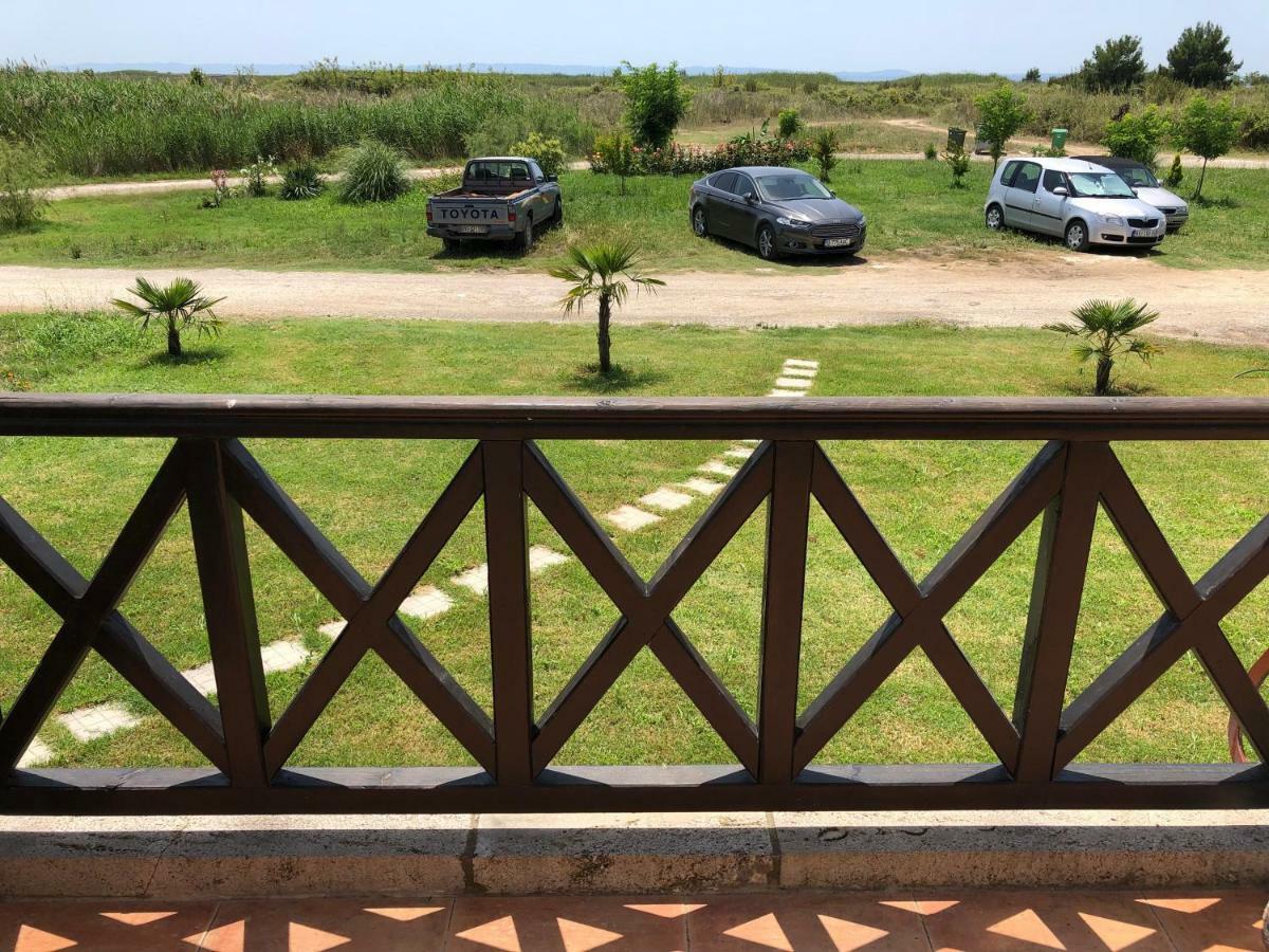 Holliday Stone Villa Psakoudia Exterior foto