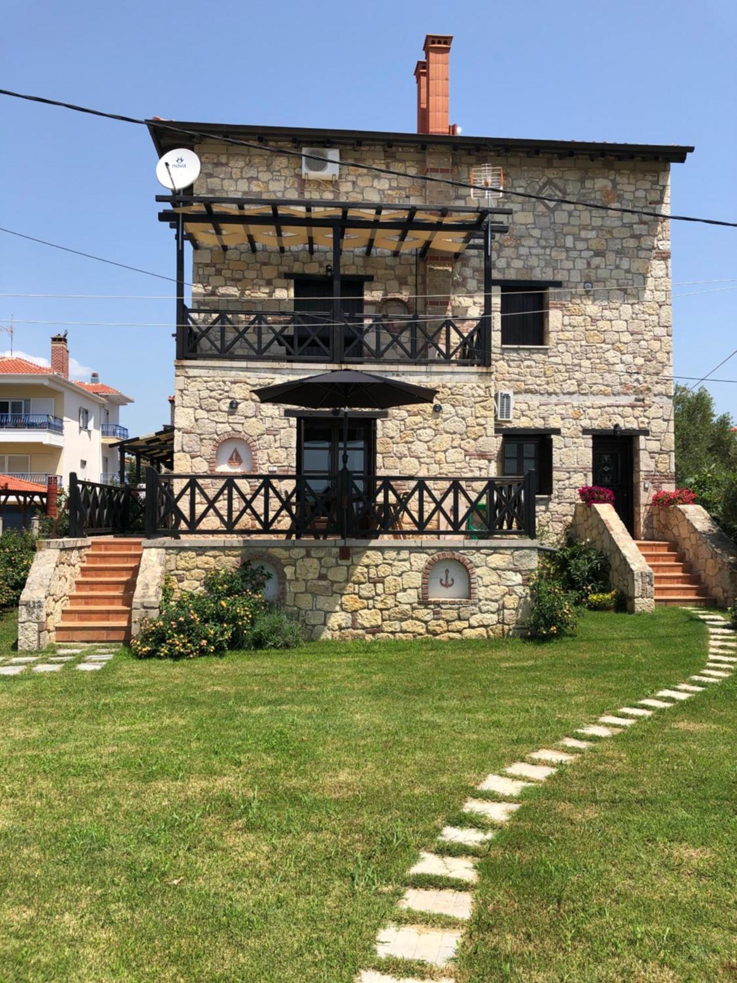 Holliday Stone Villa Psakoudia Exterior foto