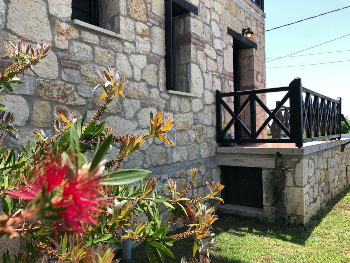 Holliday Stone Villa Psakoudia Exterior foto