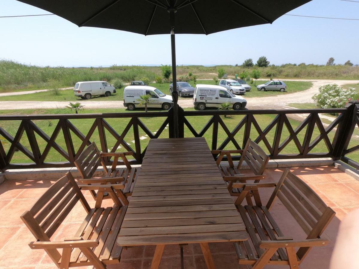 Holliday Stone Villa Psakoudia Exterior foto